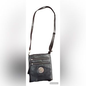 Unbranded Women’s Black Crossbody Bag